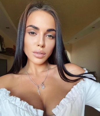 Молоденькая студентка Алла, рост: 152, вес: 43