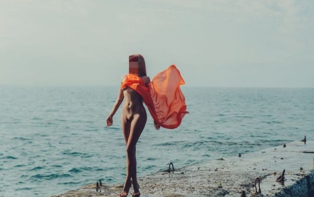 Лена - девушка на ночь для щедрого мужчины, закажите онлайн прямо сейчас